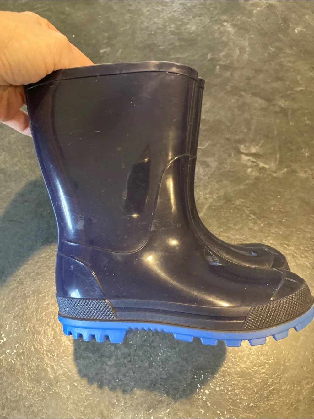 Boys blue rain water boots size 7-8